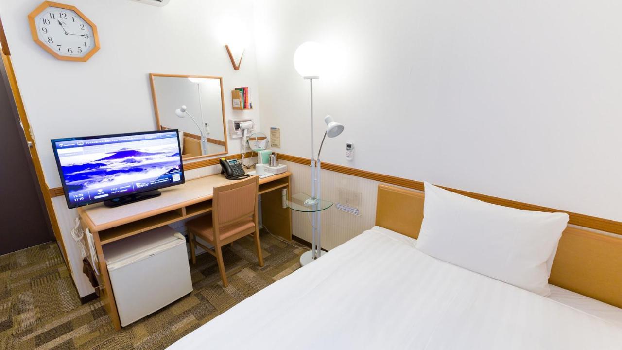 Toyoko Inn Tokyo Tozai-Sen Nishi-Kasai Exterior foto