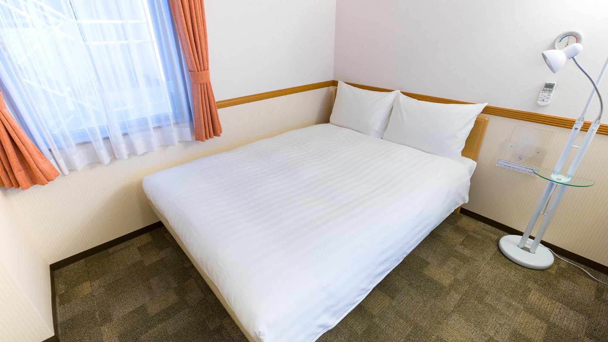 Toyoko Inn Tokyo Tozai-Sen Nishi-Kasai Habitación foto